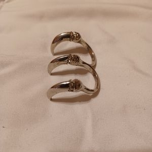 Wolf claw double ring